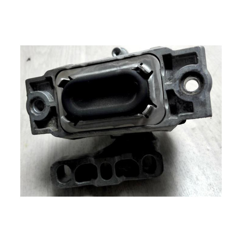 Support moteur VOLKSWAGEN GOLF 6 d’occasion
