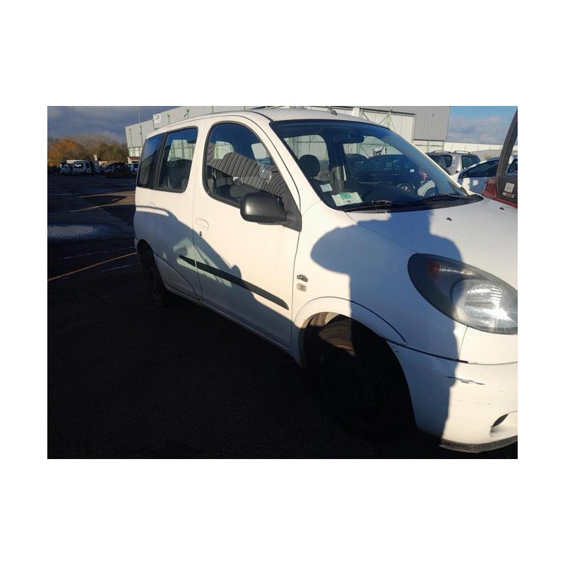 Culasse TOYOTA YARIS VERSO PHASE 1 d’occasion