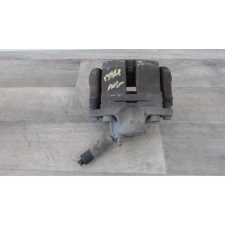 Etrier avant gauche (freinage) RENAULT CLIO 2 PHASE 2 d’occasion