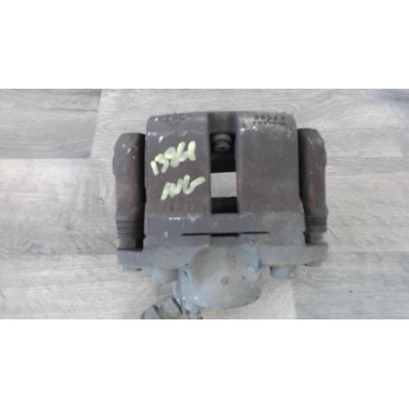 Etrier avant gauche (freinage) RENAULT CLIO 2 PHASE 2 d’occasion
