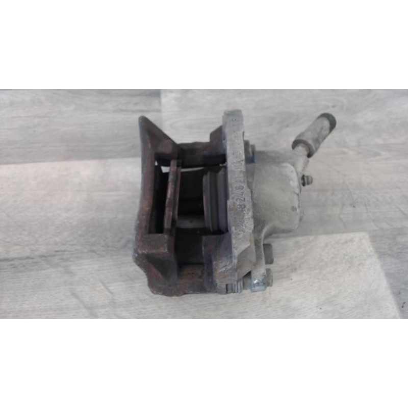 Etrier avant gauche (freinage) RENAULT CLIO 2 PHASE 2 d’occasion