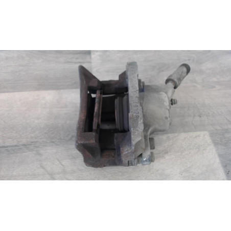 Etrier avant gauche (freinage) RENAULT CLIO 2 PHASE 2 d’occasion