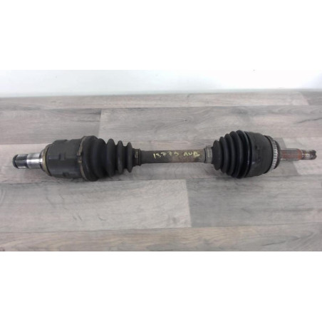 Cardan gauche (transmission) TOYOTA COROLLA VERSO 2 PHASE 1 d’occasion