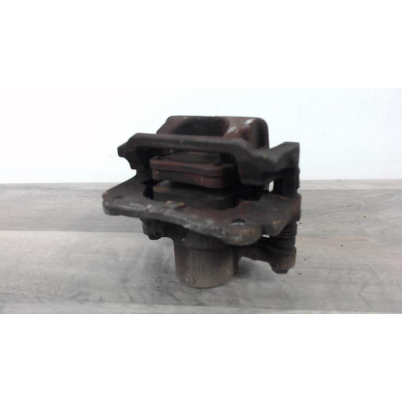 Etrier arriere gauche (freinage) TOYOTA COROLLA VERSO 2 PHASE 1 d’occasion