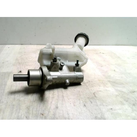 Maitre cylindre (freinage) RENAULT CLIO 3 PHASE 1 d’occasion