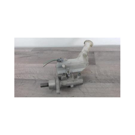 Maitre cylindre (freinage) RENAULT CLIO 3 PHASE 1 d’occasion