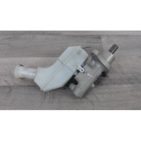Maitre cylindre (freinage) RENAULT CLIO 3 PHASE 1 d’occasion