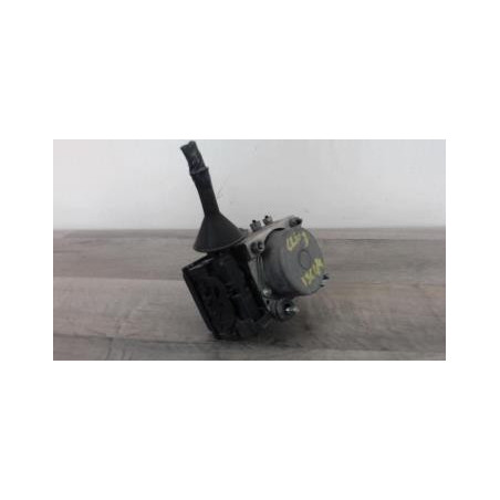Bloc ABS (freins anti-blocage) RENAULT CLIO 3 PHASE 1 d’occasion
