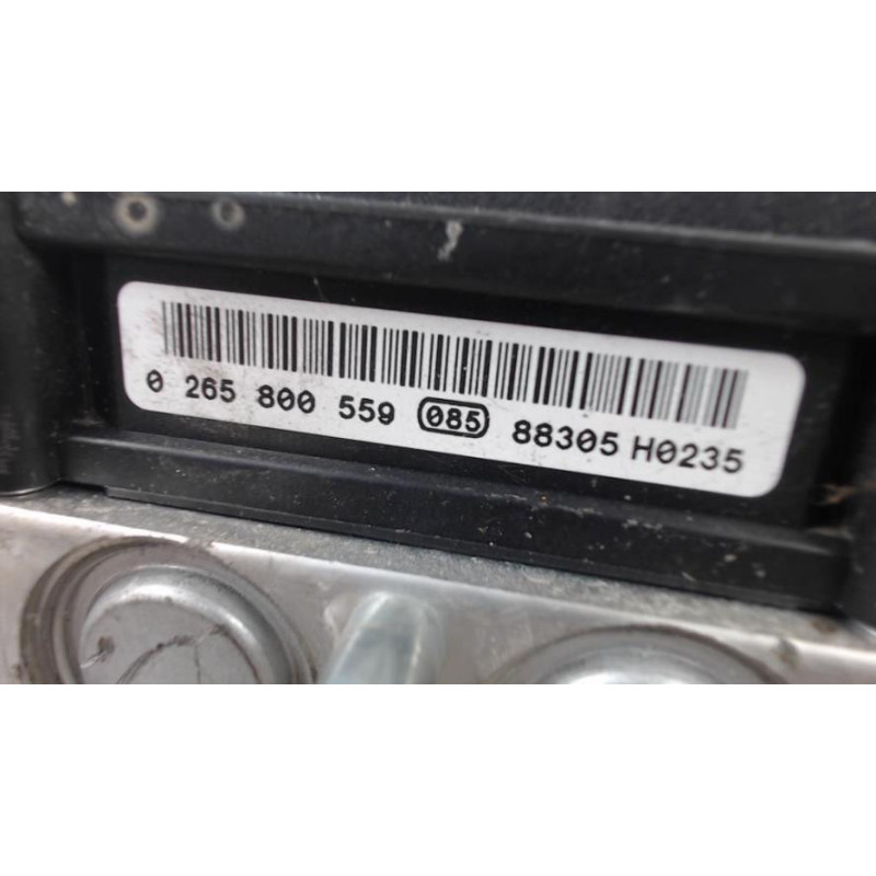 Bloc ABS (freins anti-blocage) RENAULT CLIO 3 PHASE 1 d’occasion