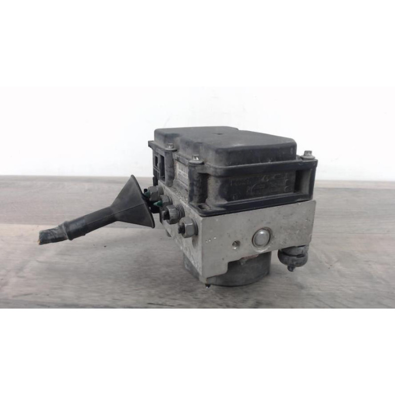 Bloc ABS (freins anti-blocage) RENAULT CLIO 3 PHASE 1 d’occasion