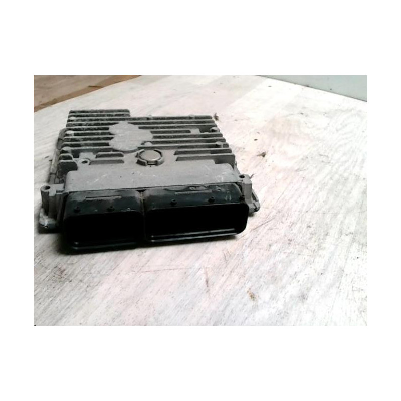 Calculateur moteur VOLKSWAGEN GOLF 6 d’occasion