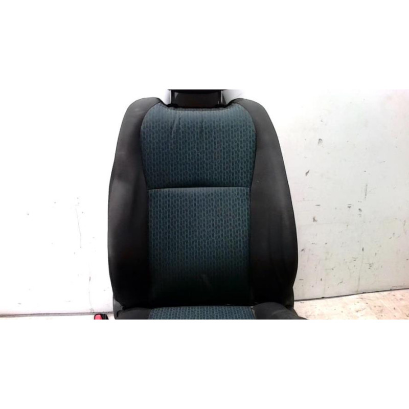 Siege avant gauche TOYOTA YARIS 3 PHASE 1 d’occasion