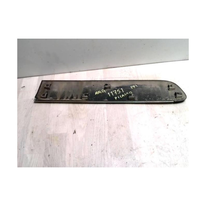 Baguette de porte arriere gauche  CITROEN C3 PICASSO PHASE 1 d’occasion