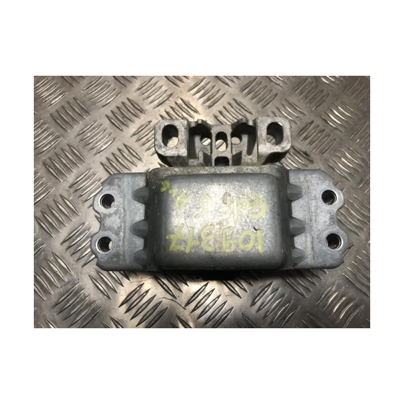 Support moteur gauche VOLKSWAGEN GOLF 6 d’occasion