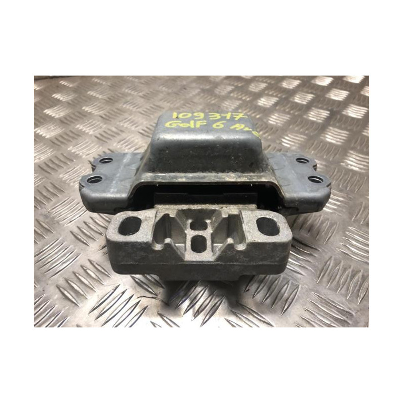 Support moteur gauche VOLKSWAGEN GOLF 6 d’occasion