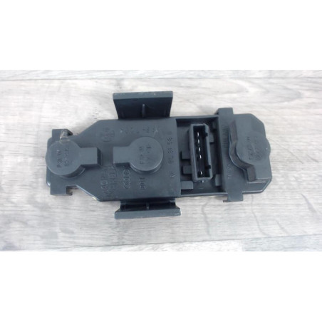 Platine feu arriere droit AUDI A6 2 AVANT PHASE 2 BREAK d’occasion