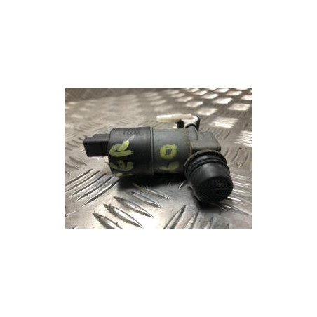 Pompe lave glace avant DACIA DUSTER 1 PHASE 2 d’occasion