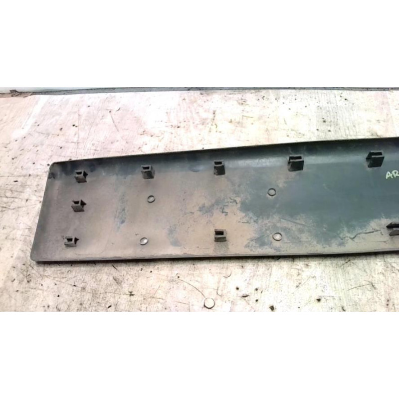 Baguette de porte arriere gauche  RENAULT TRAFIC 2 PHASE 1 d’occasion