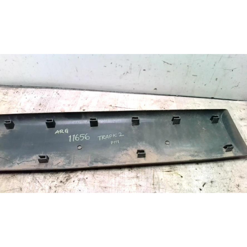 Baguette de porte arriere gauche  RENAULT TRAFIC 2 PHASE 1 d’occasion