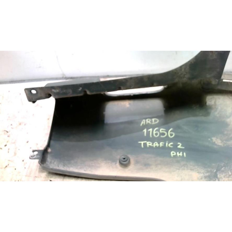 Crosse arriere droit RENAULT TRAFIC 2 PHASE 1 d’occasion