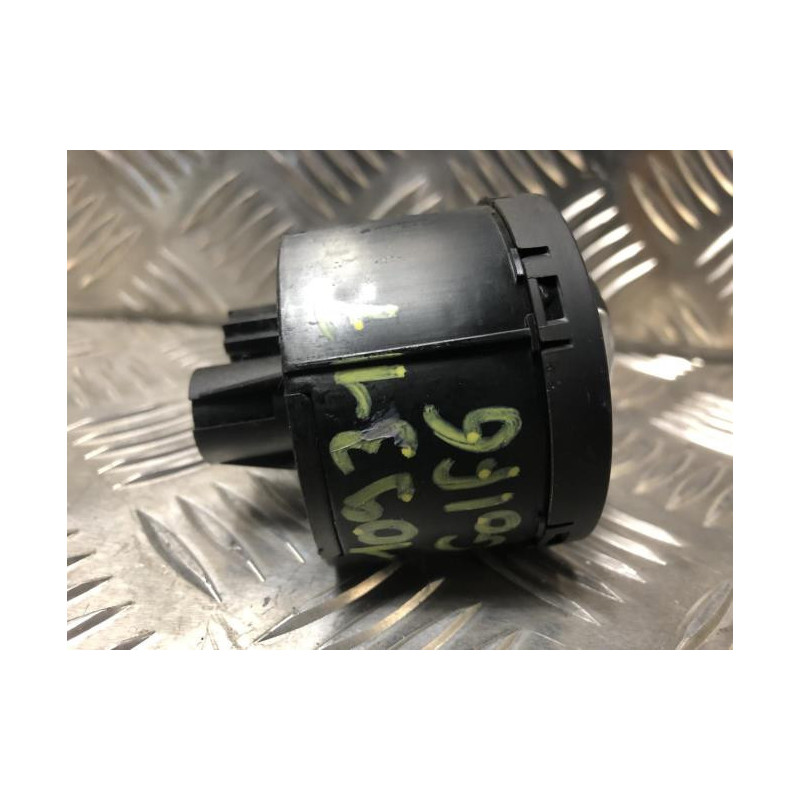 Commande de phare VOLKSWAGEN GOLF 6 d’occasion