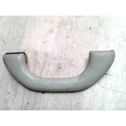 Poignee de maintien avant gauche VOLKSWAGEN POLO 4 PHASE 1 d’occasion