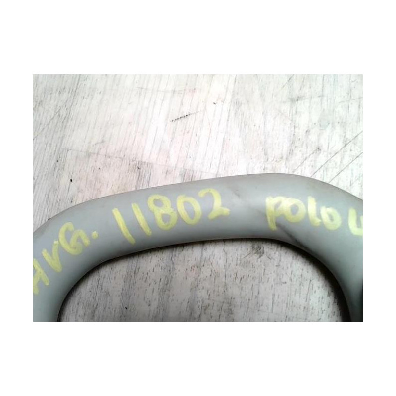 Poignee de maintien avant gauche VOLKSWAGEN POLO 4 PHASE 1 d’occasion