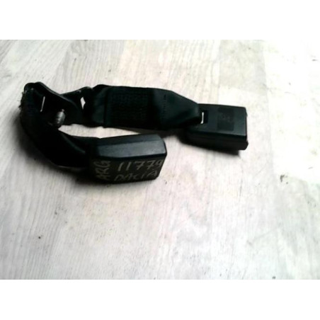 Attache ceinture arriere gauche DACIA DUSTER 1 PHASE 2 d’occasion