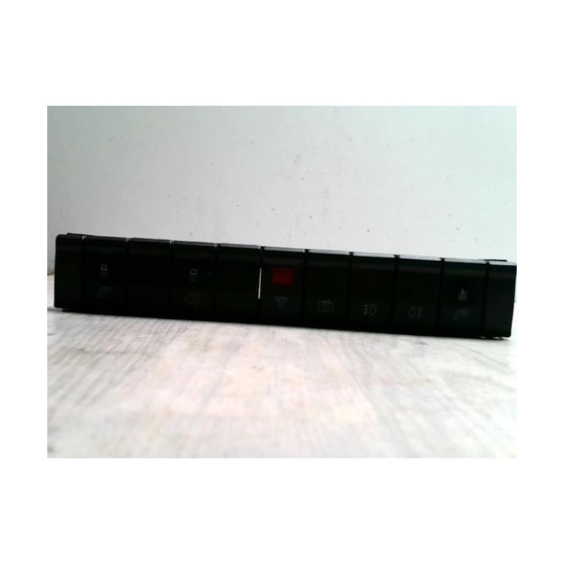 Commande de phare AUDI A6 1 AVANT BREAK d’occasion