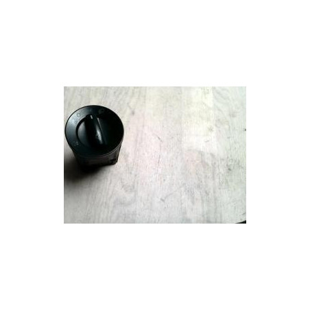 Commande de phare VOLKSWAGEN POLO 4 PHASE 1 d’occasion