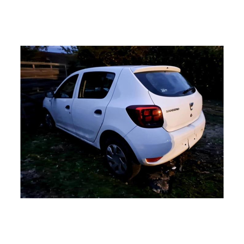 Poignee interieur avant droit DACIA SANDERO 2 PHASE 2 d’occasion