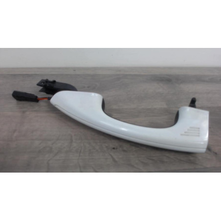 Poignee porte avant gauche FORD MONDEO 4 PHASE 2 d’occasion