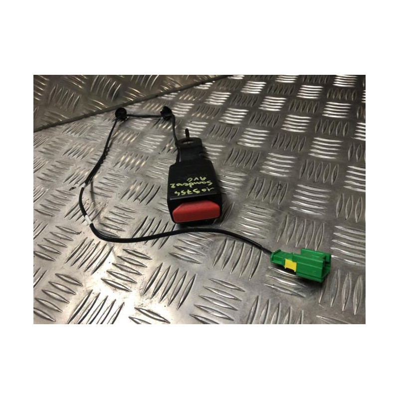 Attache ceinture avant gauche DACIA SANDERO 2 PHASE 2 d’occasion