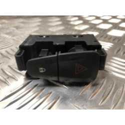 Bouton de warning DACIA SANDERO 2 PHASE 2 d’occasion