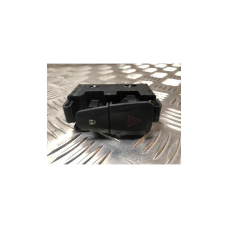Bouton de warning DACIA SANDERO 2 PHASE 2 d’occasion