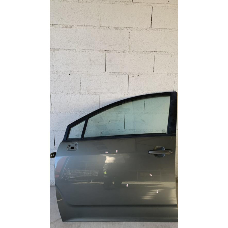 Porte avant gauche TOYOTA COROLLA VERSO 2 PHASE 1 d’occasion