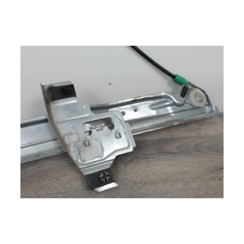 Leve vitre electrique avant gauche PEUGEOT 407 PHASE 1 d’occasion