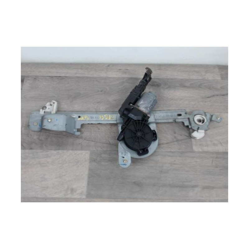Leve vitre electrique arriere droit RENAULT GRAND SCENIC 2 PHASE 1 d’occasion