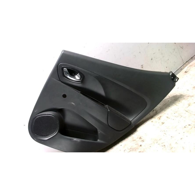 Panneau de porte arriere droit RENAULT SCENIC 2 PHASE 1 d’occasion