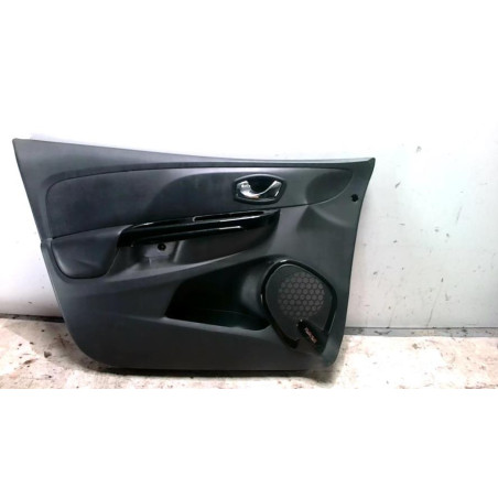 Panneau de porte avant gauche RENAULT CLIO 4 PHASE 1 d’occasion