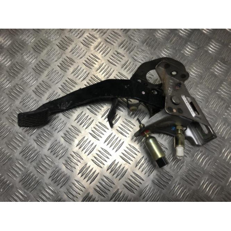 Pedale d'embrayage HONDA ACCORD 7 PHASE 2 BREAK d’occasion