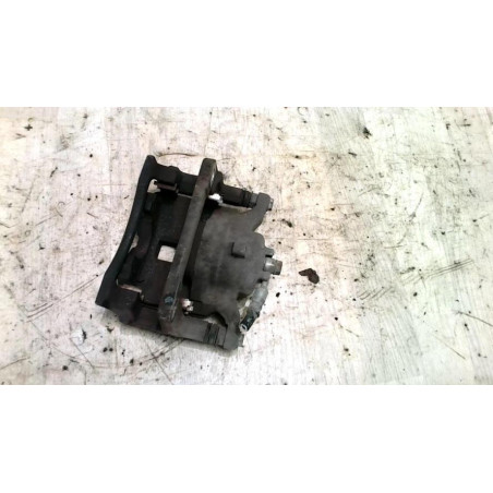 Etrier avant droit (freinage) HONDA CIVIC 8 PHASE 2 d’occasion