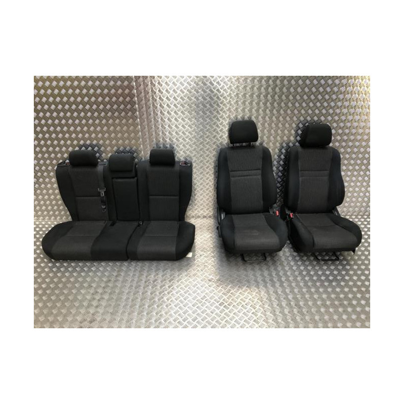 Interieur complet TOYOTA AVENSIS 2 PHASE 2 d’occasion