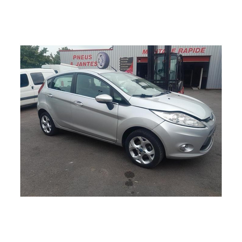Poignee porte arriere gauche FORD FIESTA 6 PHASE 1 d’occasion