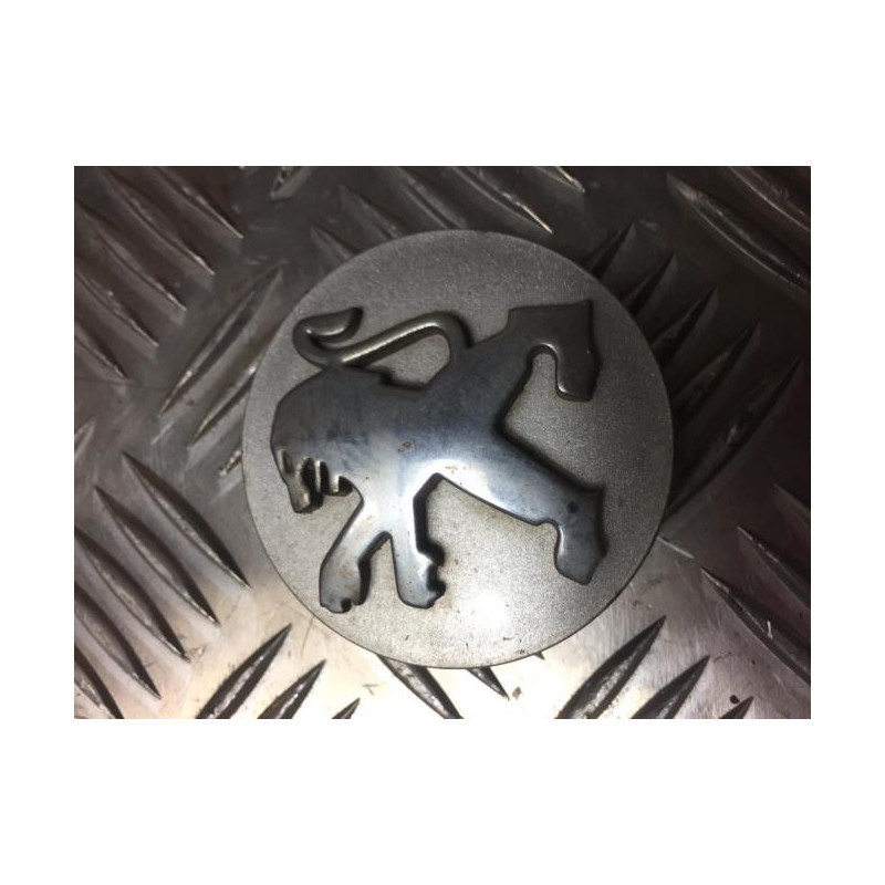 Enjoliveur PEUGEOT  d’occasion