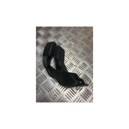 Attache ceinture arriere gauche TOYOTA AVENSIS 2 PHASE 2 d’occasion