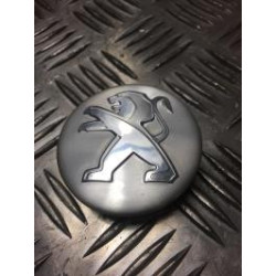 Enjoliveur PEUGEOT  d’occasion