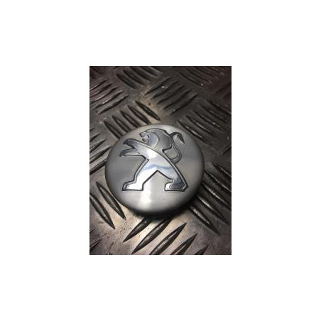 Enjoliveur PEUGEOT  d’occasion