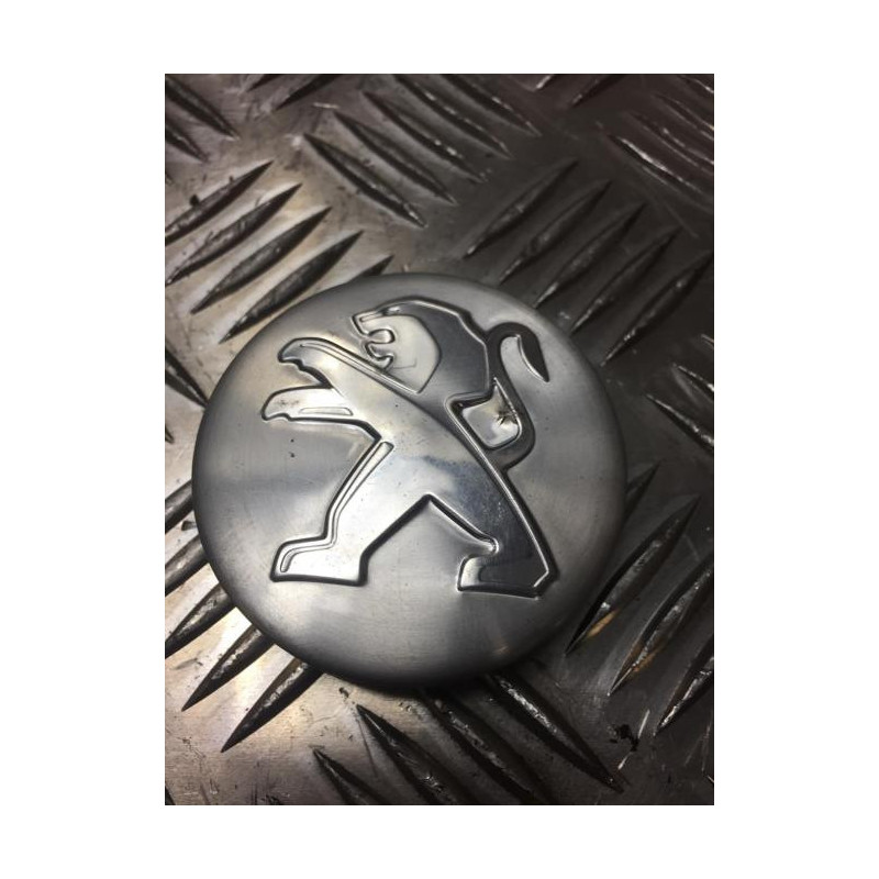 Enjoliveur PEUGEOT  d’occasion