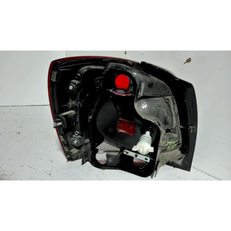 Feu arriere principal droit (feux) VOLKSWAGEN POLO 5 PHASE 1 d’occasion